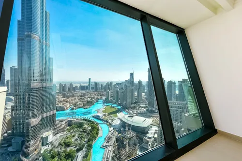 3 Bedrooms Apartment in Burj Vista Tower 1