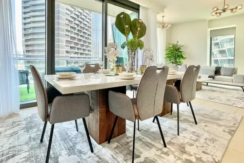 3 Bedrooms Apartment in Burj Vista Tower 1