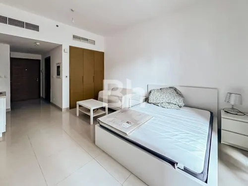  Apartment in Claren Tower 2