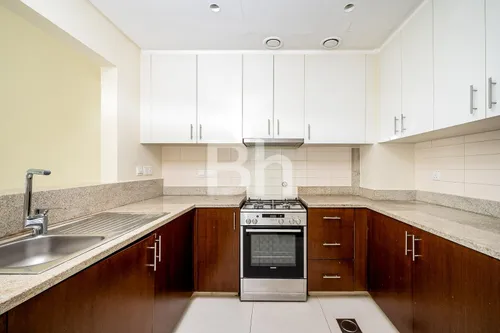 1 Bedroom Apartment in BLVD Crescent Podium
