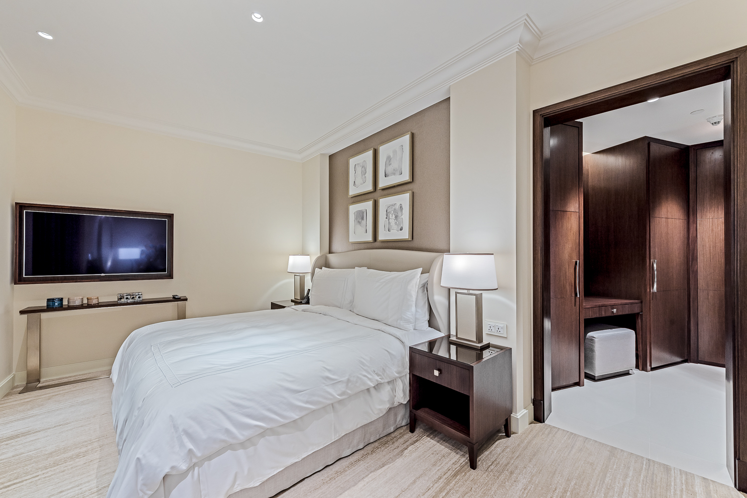 2 Bedrooms Apartment in The Address Residence Fountain Views 2