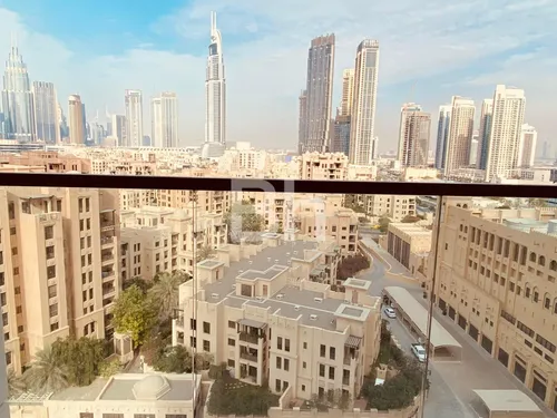 2 Bedrooms Apartment in Bellevue Tower 1