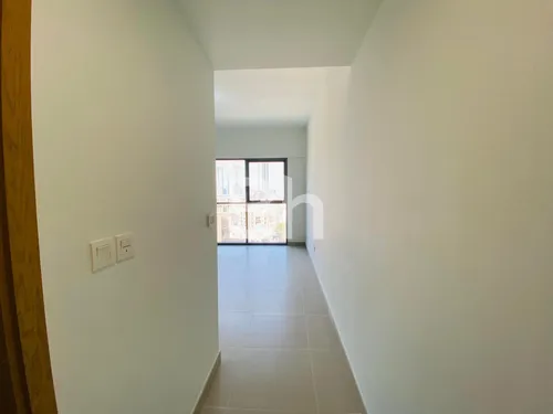 2 Bedrooms Apartment in Bellevue Tower 1