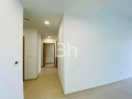 2 Bedrooms Apartment in Bellevue Tower 1