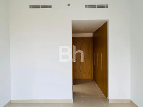 2 Bedrooms Apartment in Bellevue Tower 1