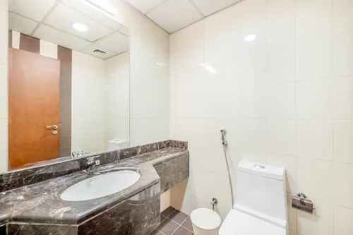 2 Bedrooms Apartment in Burj Al Nujoom