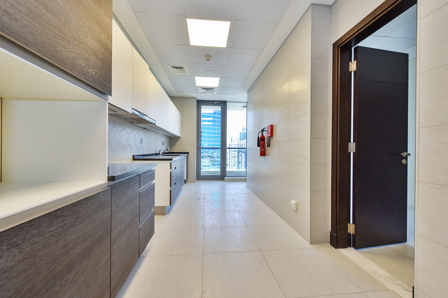 3 Bedrooms Apartment in Bahwan Tower Downtown