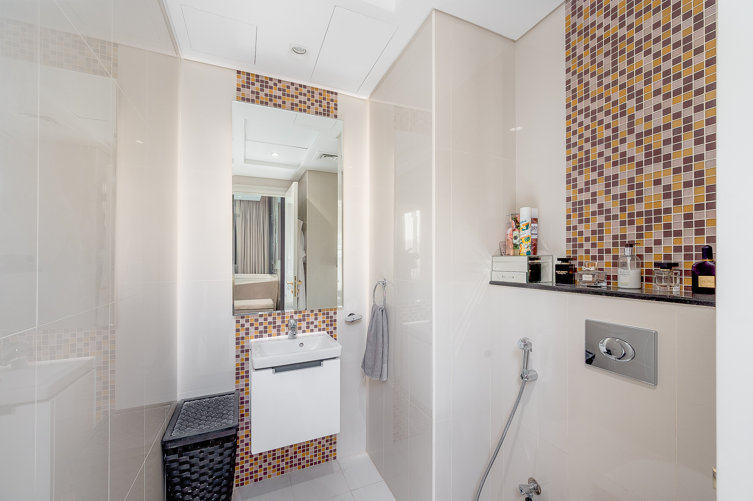 1 Bedroom Hotel Apartment in Upper Crest