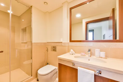 2 Bedrooms Apartment in Burj Vista Tower 1