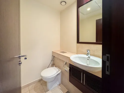 2 Bedrooms Apartment in The Residences 7