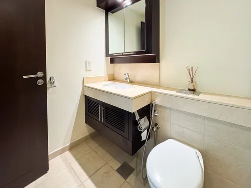 2 Bedrooms Apartment in The Residences 7