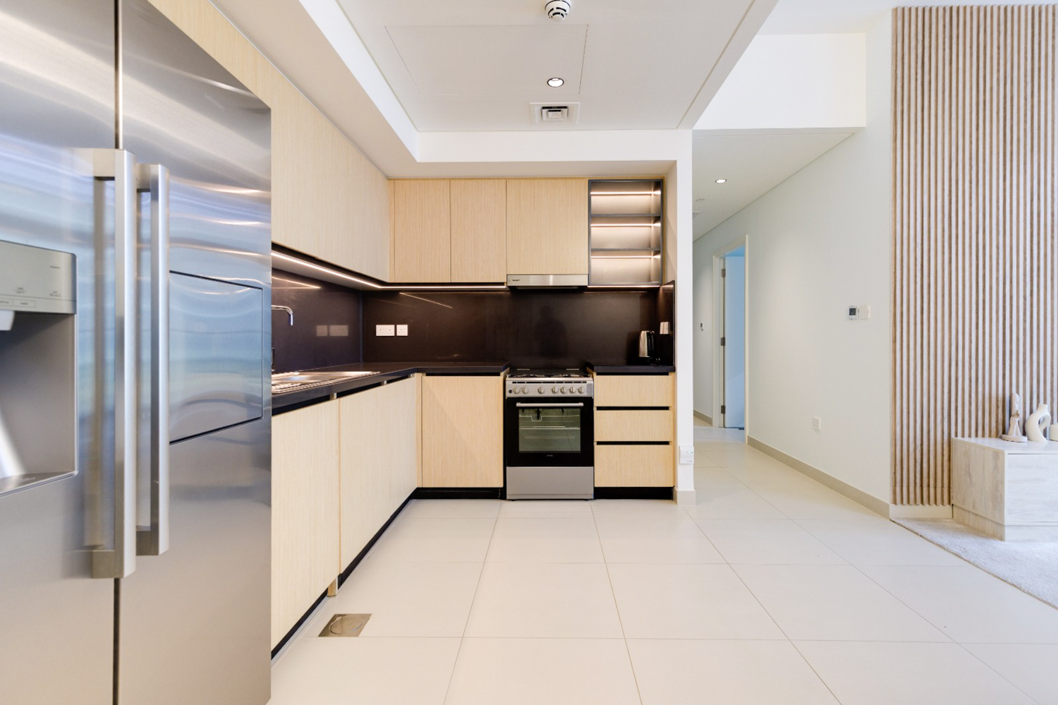 3 Bedrooms Apartment in Burj Crown