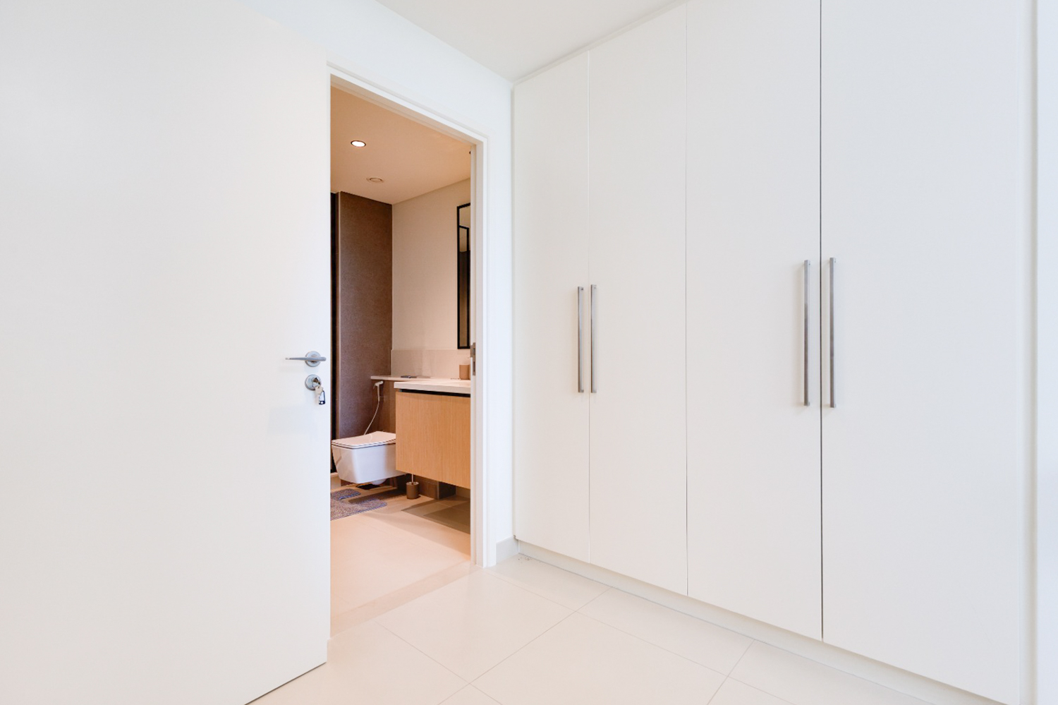 3 Bedrooms Apartment in Burj Crown