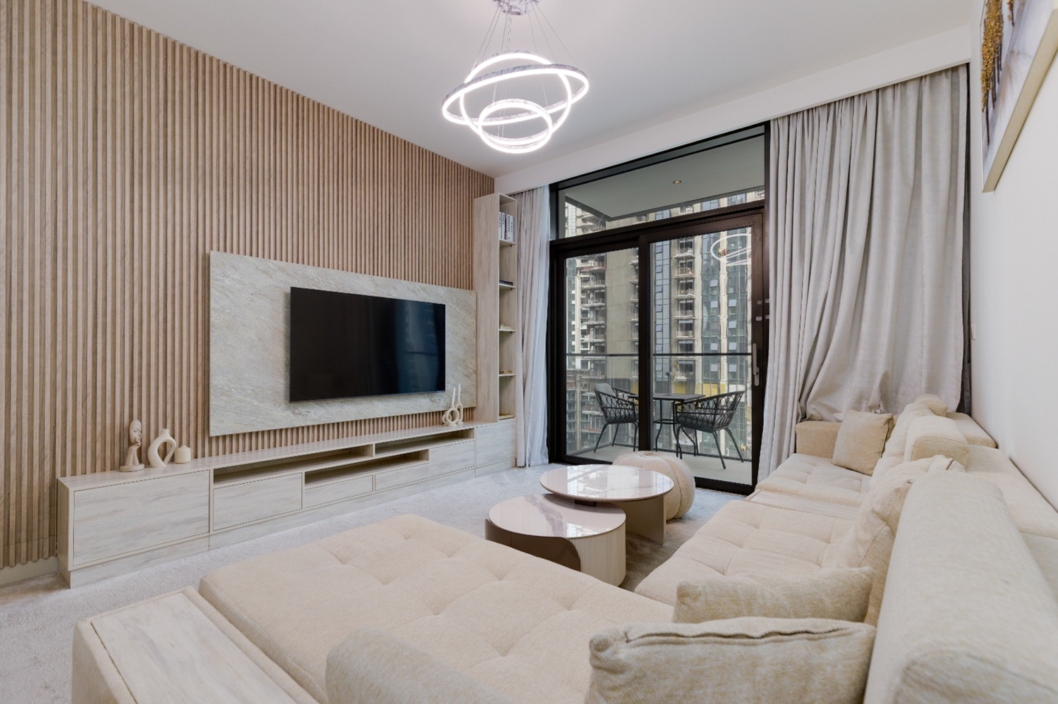 3 Bedrooms Apartment in Burj Crown