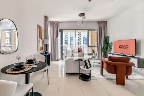 Unfurnished | Vacant 10th Nov | Good Location