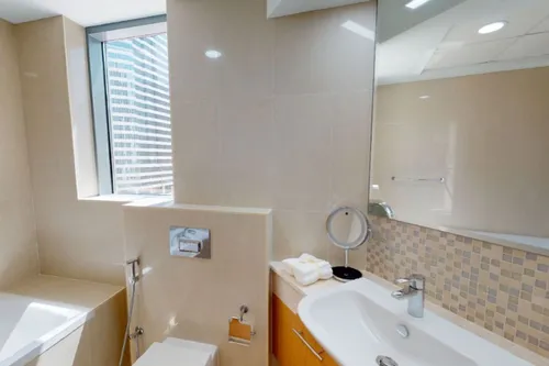 1 Bedroom Apartment in Bellevue Tower 2