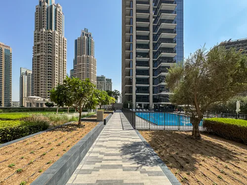 1 Bedroom Apartment in Boulevard Crescent Tower 1