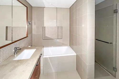 2 Bedrooms Apartment in Boulevard Point