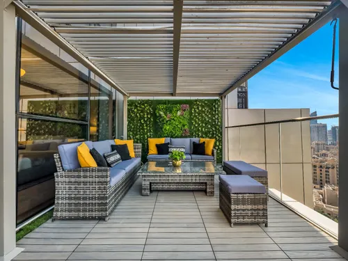 2 Bedrooms Apartment in Boulevard Point