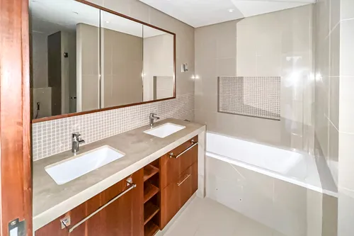 2 Bedrooms Apartment in Boulevard Point