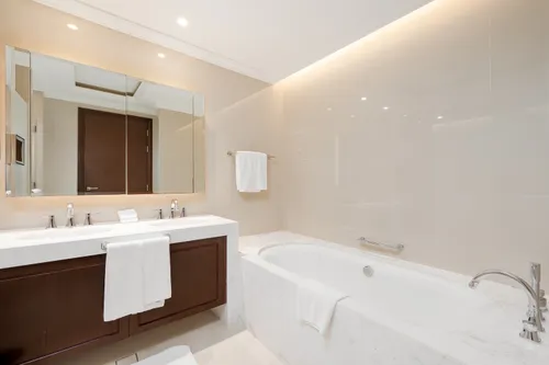 3 Bedrooms Apartment in The Address Residence Fountain Views 3