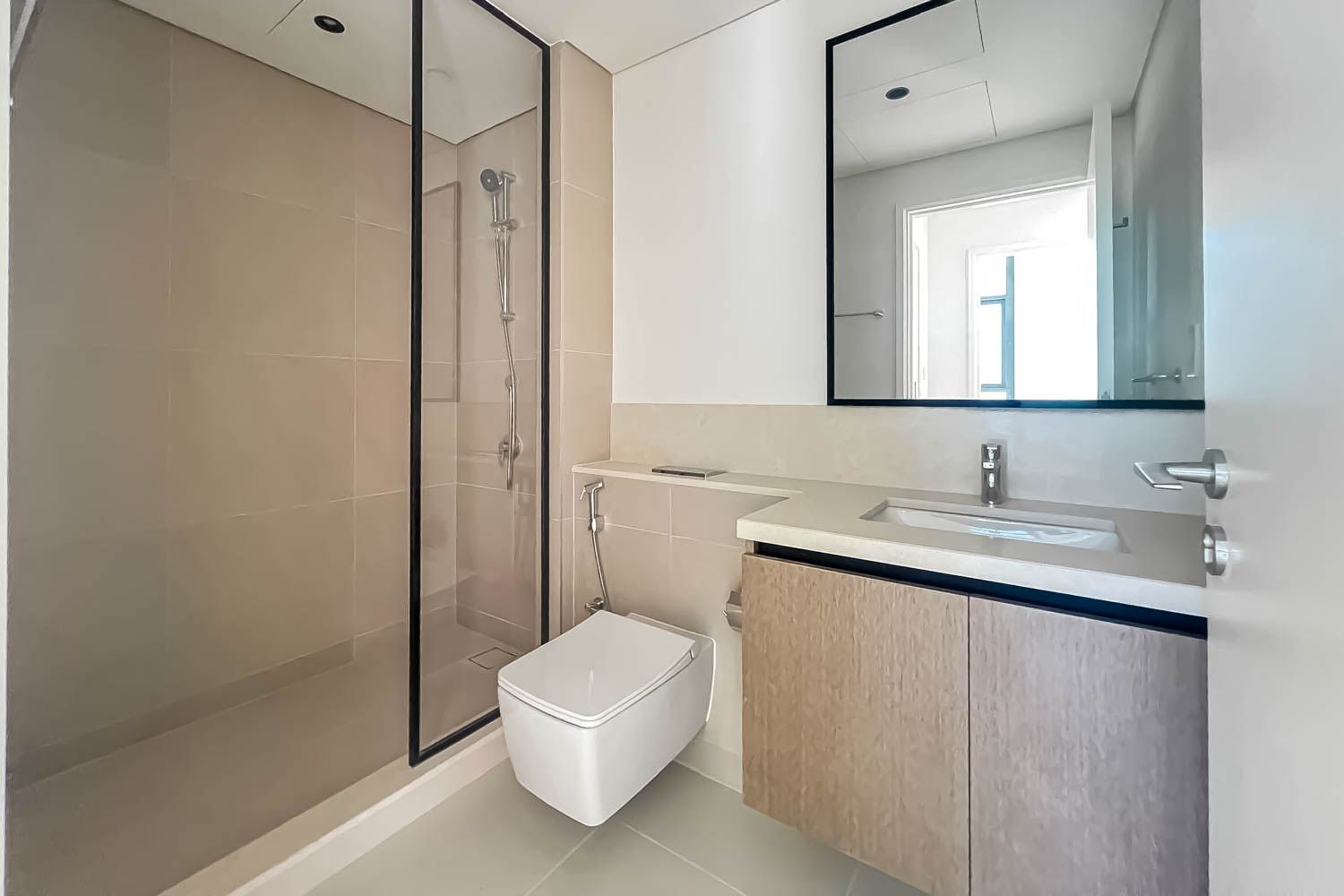 1 Bedroom Apartment in Burj Crown