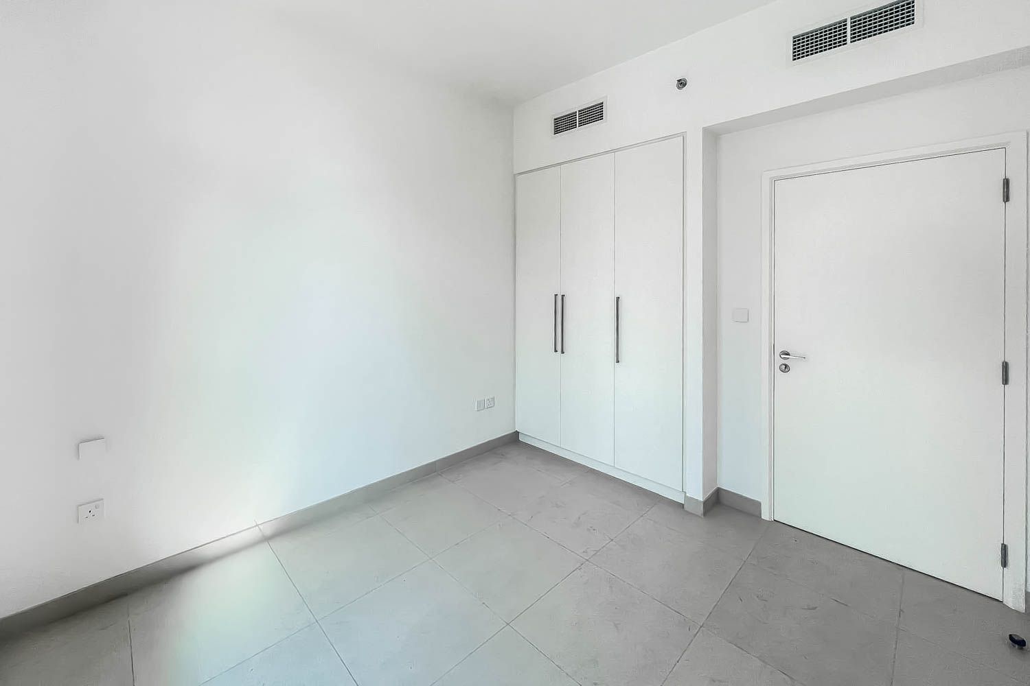 1 Bedroom Apartment in Burj Crown