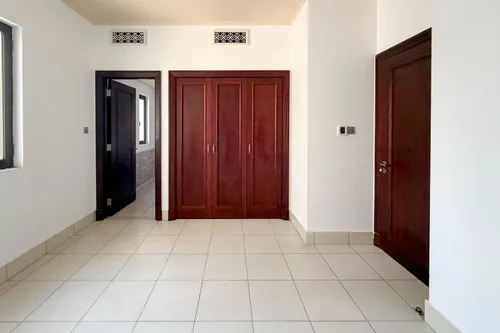 2 Bedrooms Apartment in Reehan 1