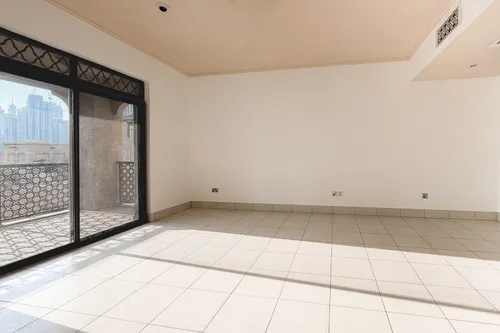 2 Bedrooms Apartment in Reehan 1