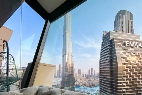 3 Bedrooms Apartment in Burj Vista Tower 1