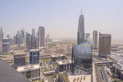 3 Bedrooms Apartment in Burj Vista Tower 1