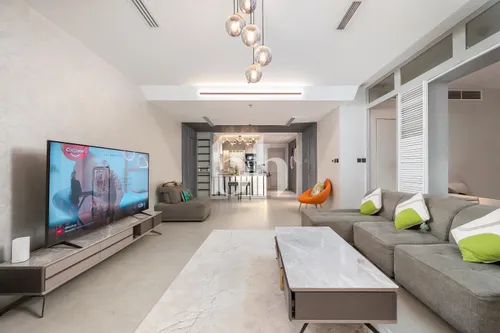 Luxury Upgrades | Study & Garden | Large Layout