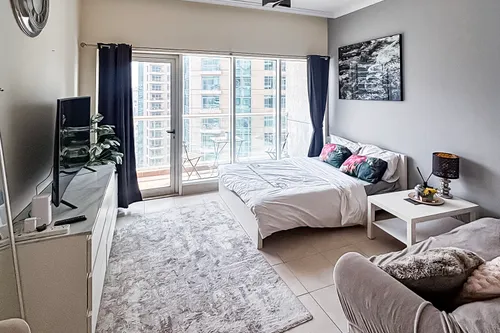 Fully Upgraded| Stylish| Furnished |Old Town View