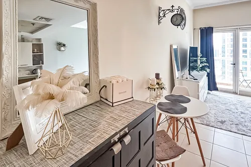  Apartment in Burj Al Nujoom