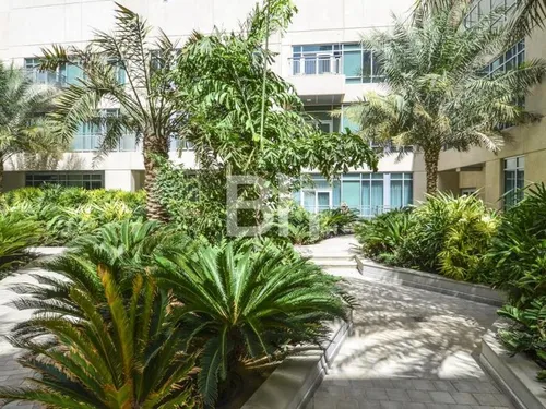 1 Bedroom Apartment in The Lofts West