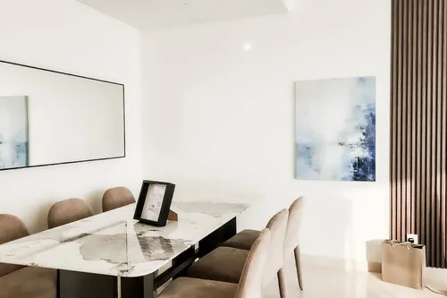 2 Bedrooms Apartment in Imperial Avenue