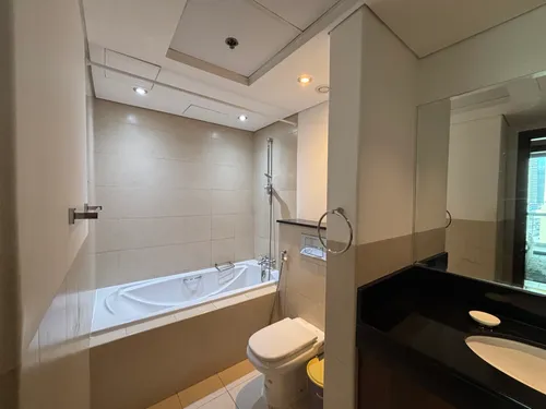 2 Bedrooms Apartment in 8 Boulevard Walk