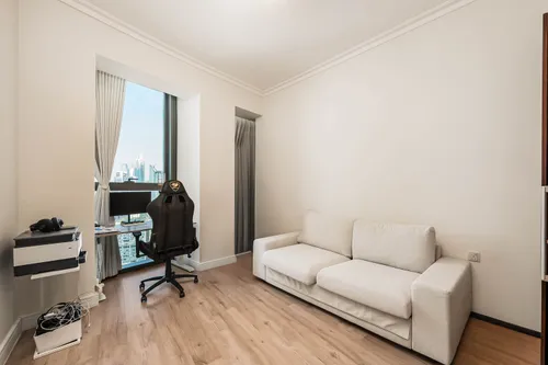 3 Bedrooms Apartment in Burj Vista Tower 1