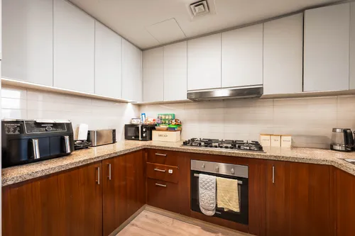 3 Bedrooms Apartment in Burj Vista Tower 1