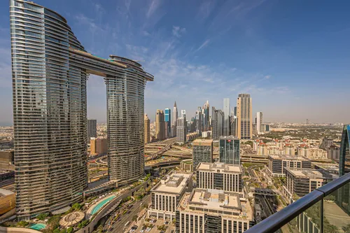 3 Bedrooms Apartment in Burj Vista Tower 1