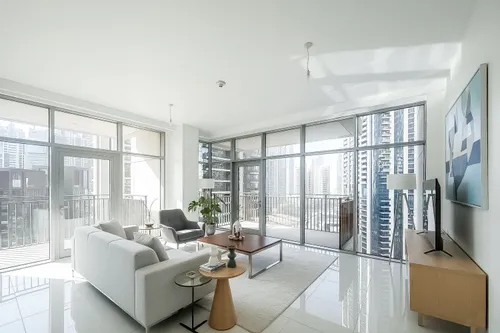 2 Bedrooms Apartment in Boulevard Crescent 2