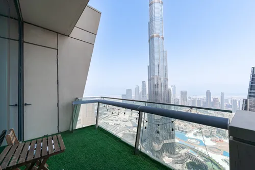 3 Bedrooms Apartment in Burj Vista Tower 1