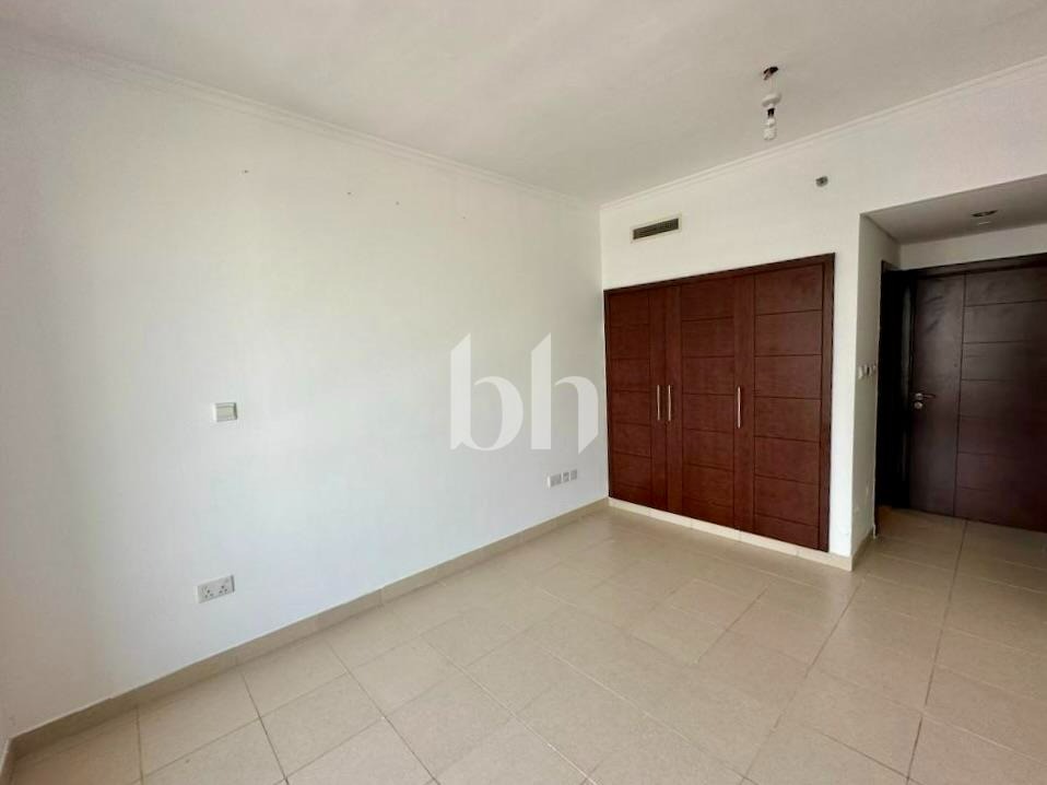 1 Bedroom Apartment in Burj Views A