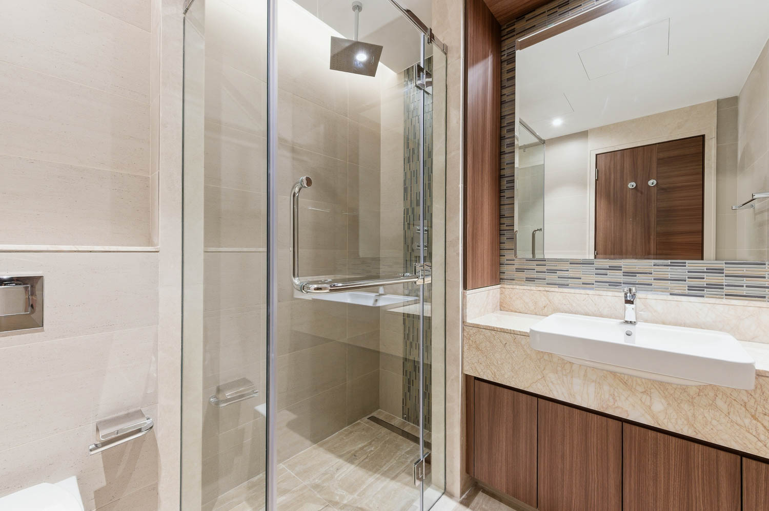 3 Bedrooms Apartment in Imperial Avenue