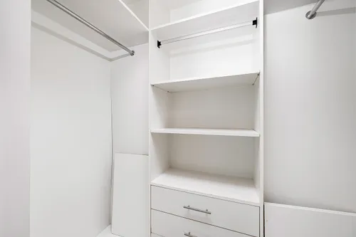 2 Bedrooms Apartment in The Residences 8