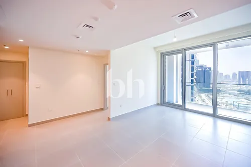 Spacious Layout | Vacant | Mid-Floor | High ROI