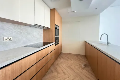 2 Bedrooms Apartment in The Lofts West