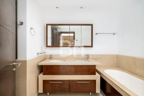 2 Bedrooms Apartment in South Ridge 3