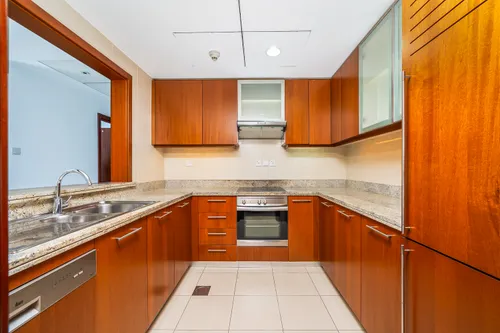1 Bedroom Apartment in Standpoint Tower 2