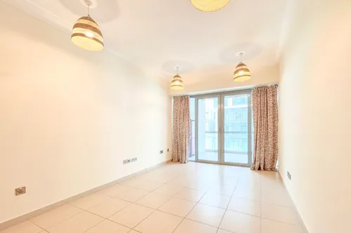 2 Bedrooms Apartment in 8 Boulevard Walk